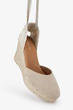 Casilda Sandals - Creme - SOMECHIC