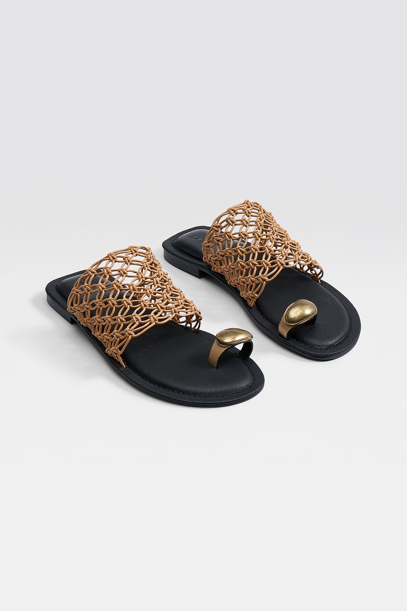 Juni Sandals - Brown - SOMECHIC