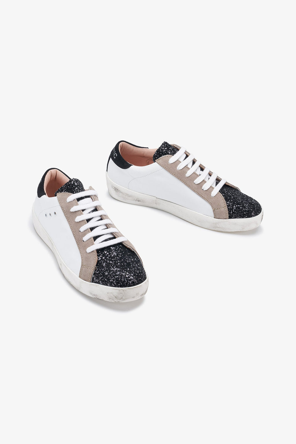 Ari Sneakers - Black - SOMECHIC